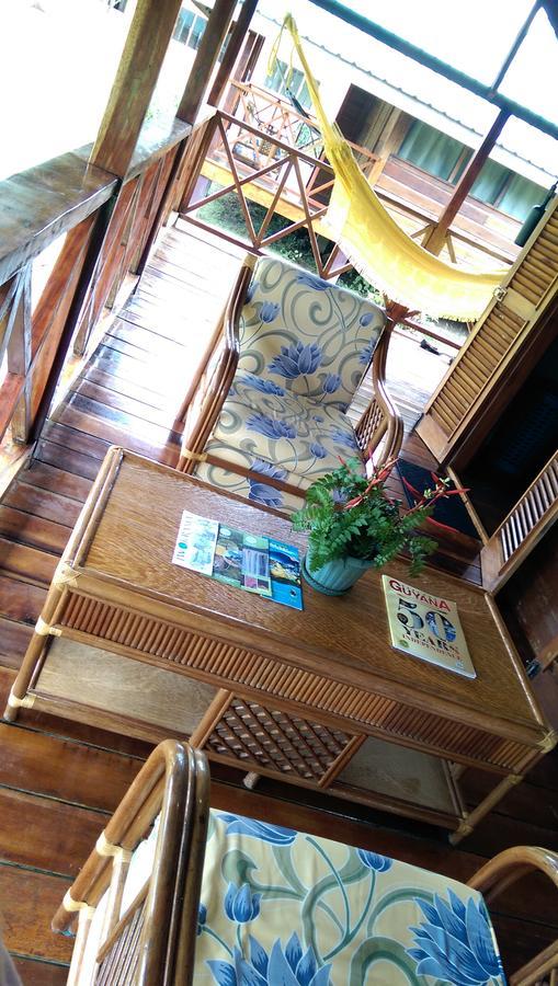 Iwokrama River Lodge Makari Buitenkant foto