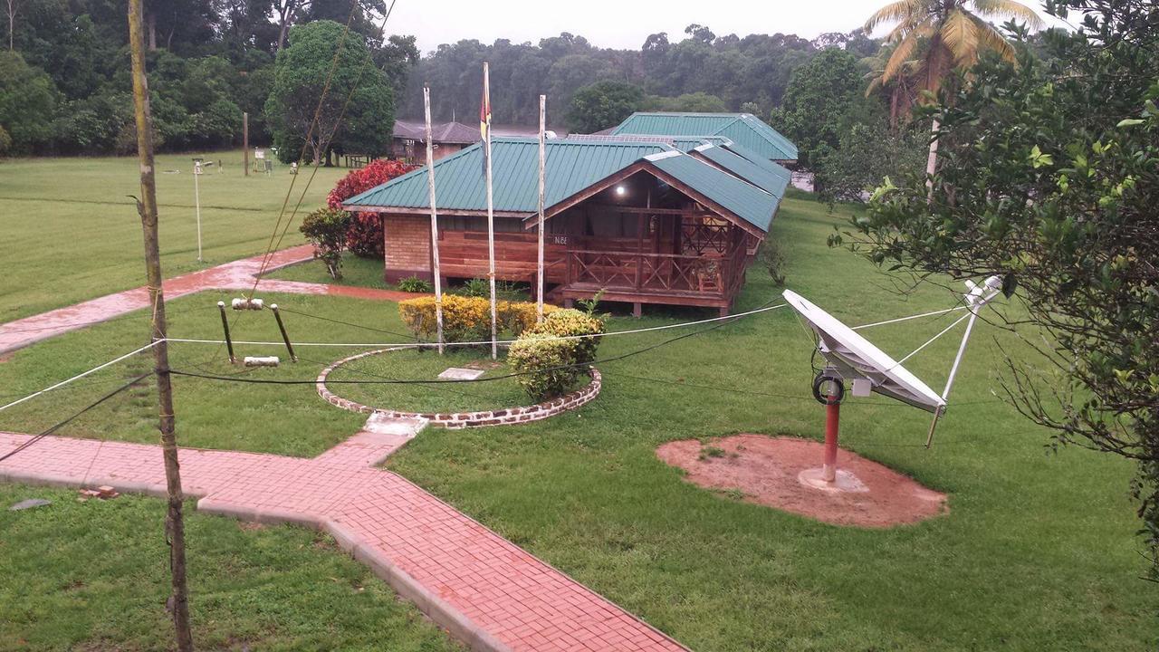 Iwokrama River Lodge Makari Buitenkant foto
